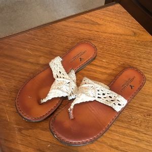 American eagle sandles size 6
